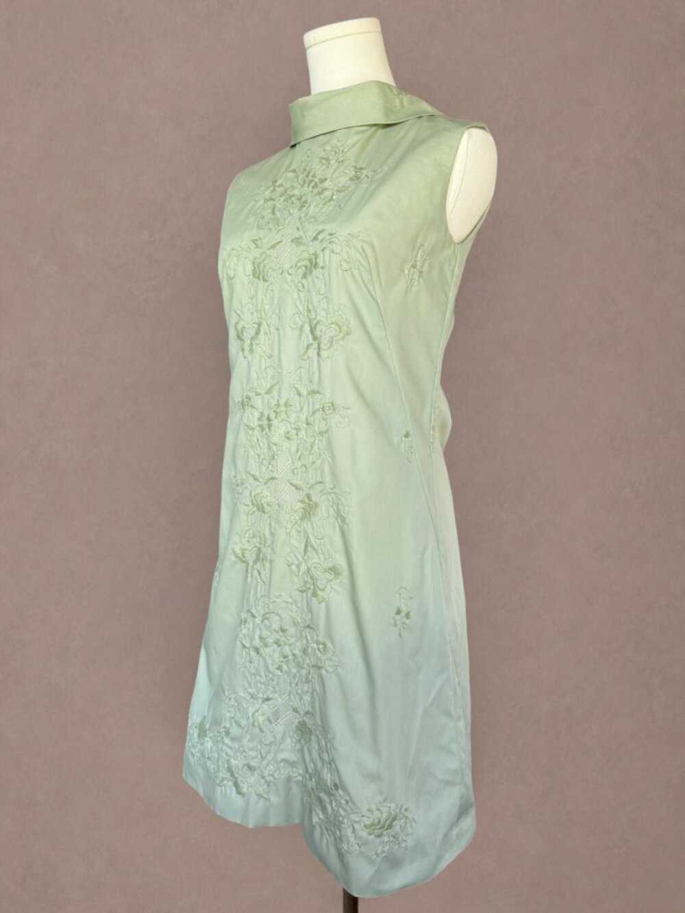 Sleeveless Mint Green Embroidered Mini Dress - Picture 6 of 9